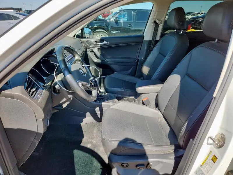 2018 VOLKSWAGEN TIGUAN SE  