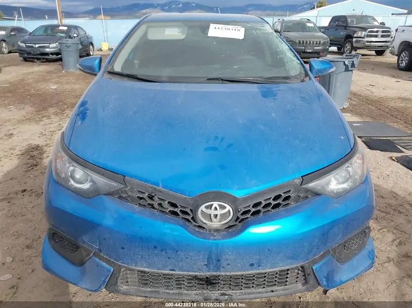 2017 TOYOTA COROLLA IM  