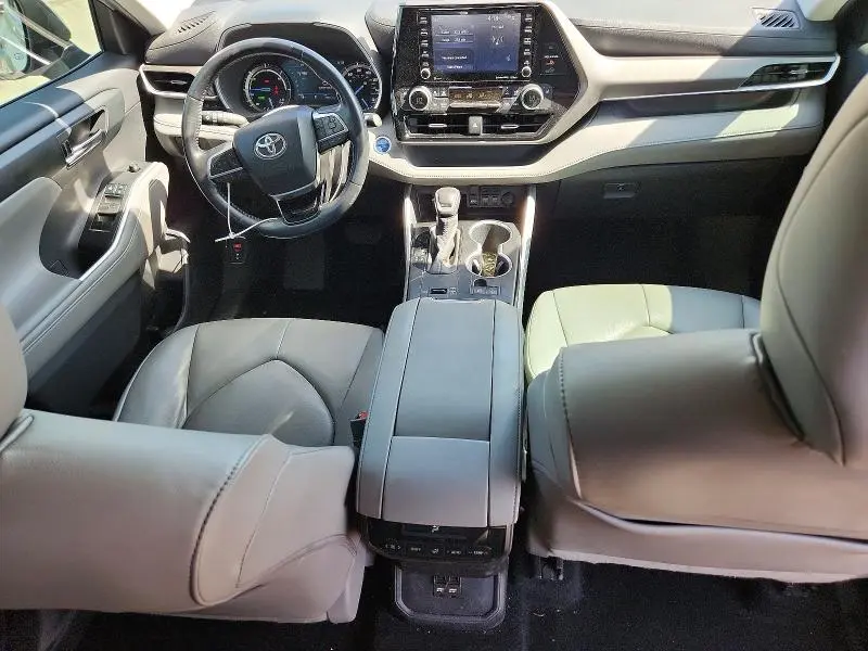 2020 TOYOTA HIGHLANDER HYBRID XLE  