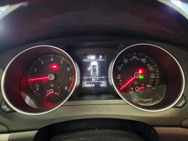 2018 VOLKSWAGEN JETTA SE  