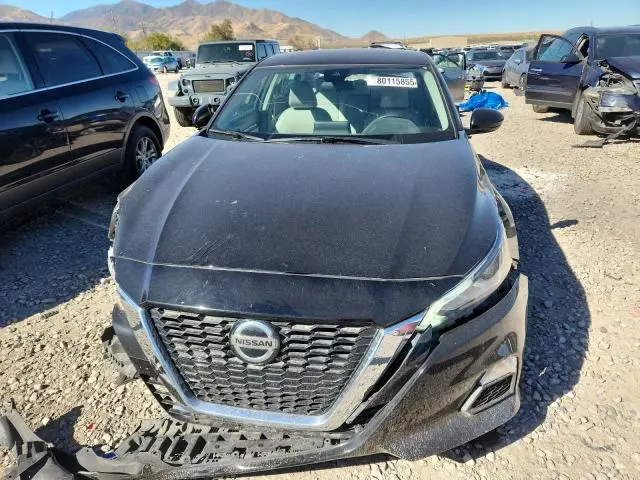 2021 NISSAN ALTIMA SV  