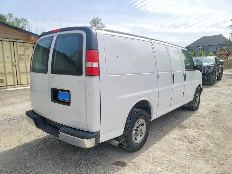 2017 GMC SAVANA G2500  