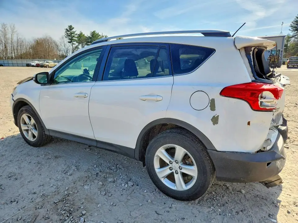 2014 TOYOTA RAV4 XLE  