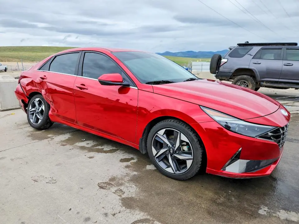 2022 HYUNDAI ELANTRA LIMITED  