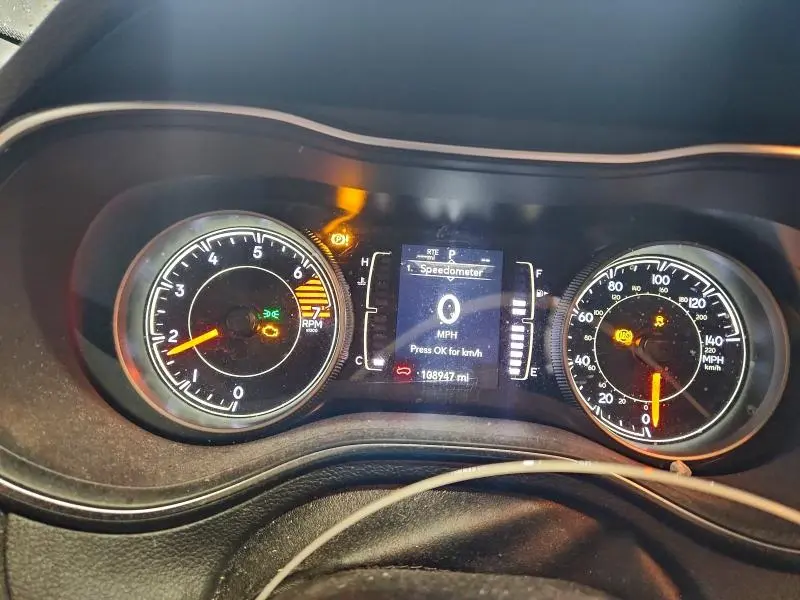 2019 JEEP CHEROKEE LATITUDE  