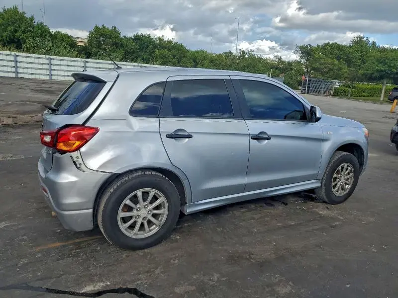 2011 MITSUBISHI OUTLANDER SPORT ES  