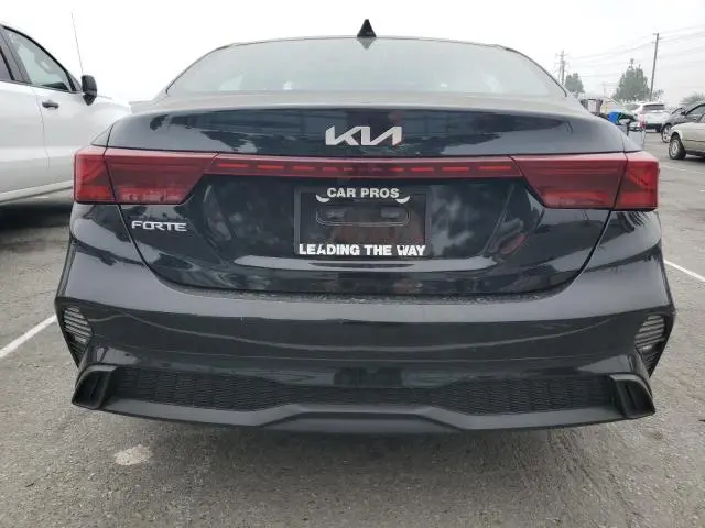 2024 KIA FORTE LX  
