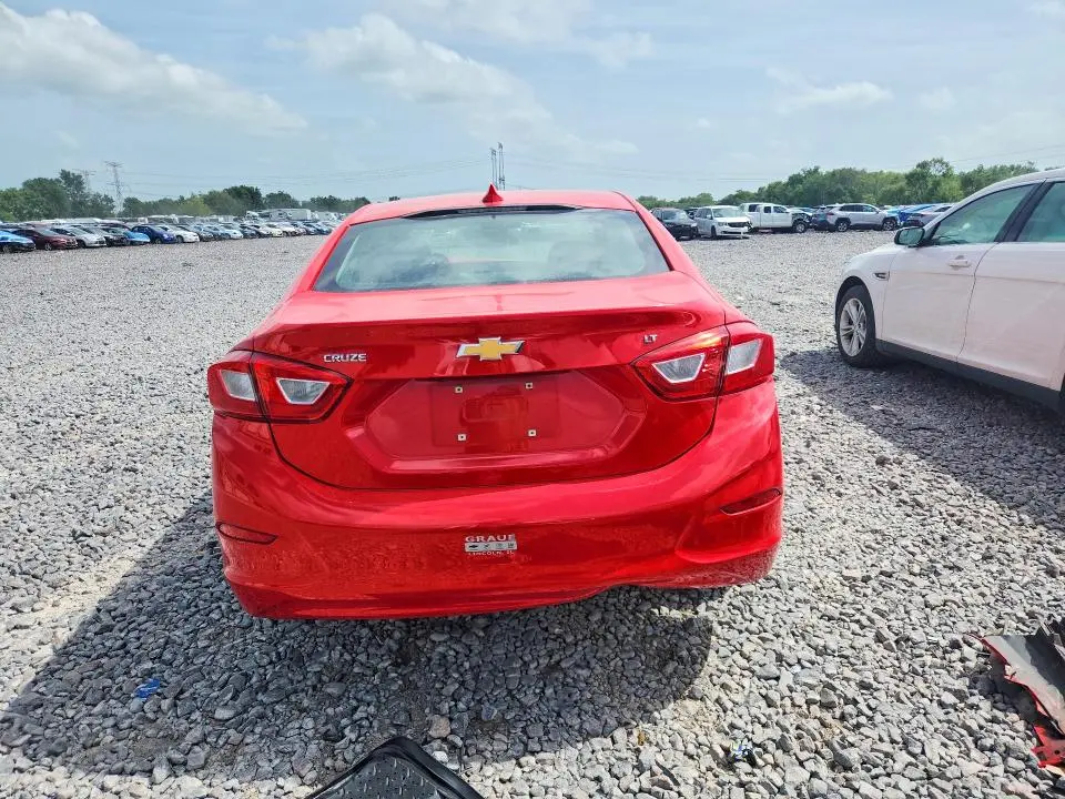 2018 CHEVROLET CRUZE LT  