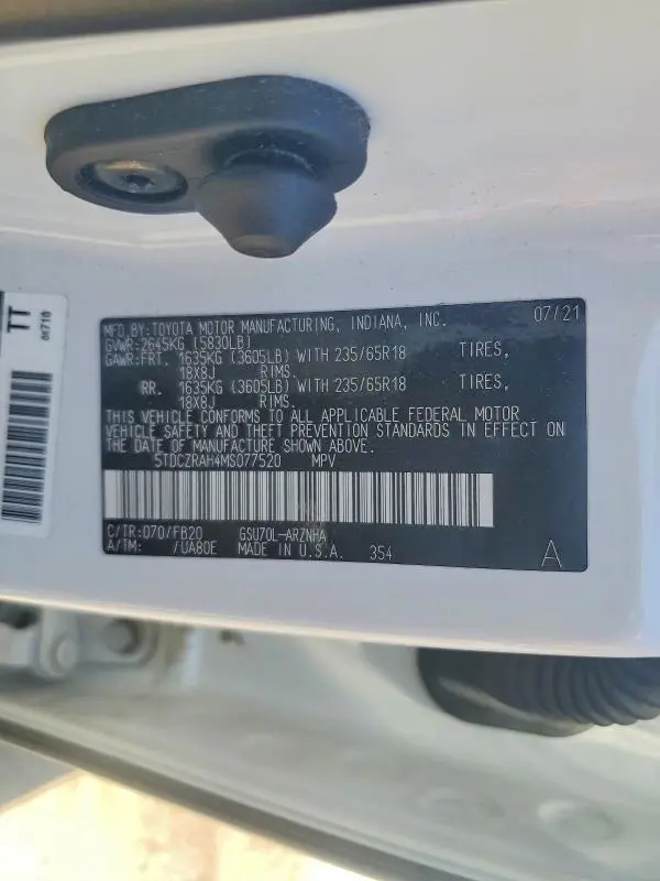 2021 TOYOTA HIGHLANDER L  