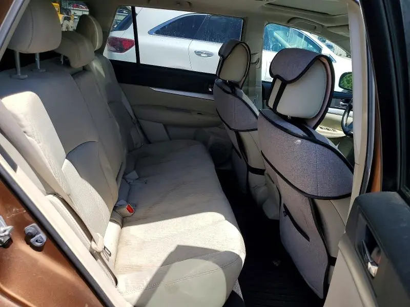 2011 SUBARU OUTBACK 2.5I PREMIUM  