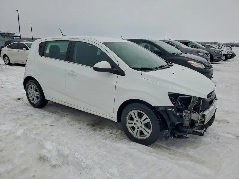 2016 CHEVROLET SONIC LT  