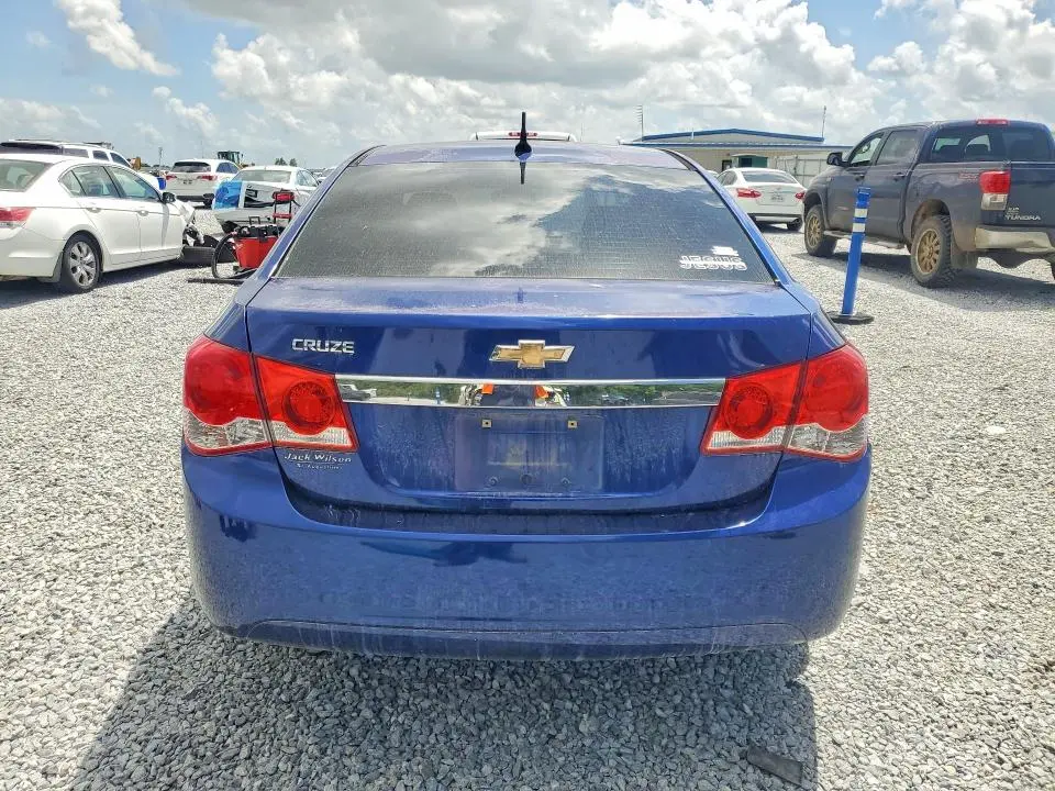 2013 CHEVROLET CRUZE LS  