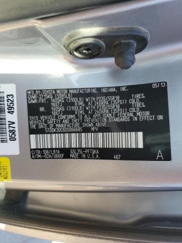 2013 TOYOTA SIENNA XLE