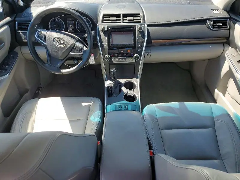 2015 TOYOTA CAMRY XLE  