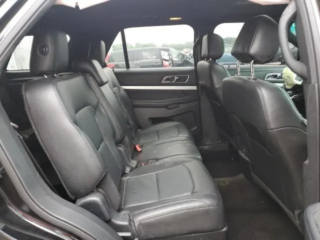 2017 FORD EXPLORER XLT  