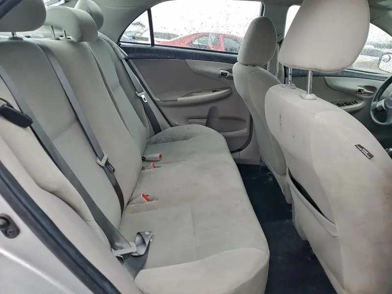 2013 TOYOTA COROLLA BASE  