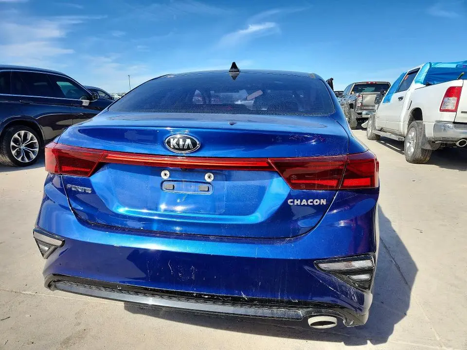 2021 KIA FORTE FE  