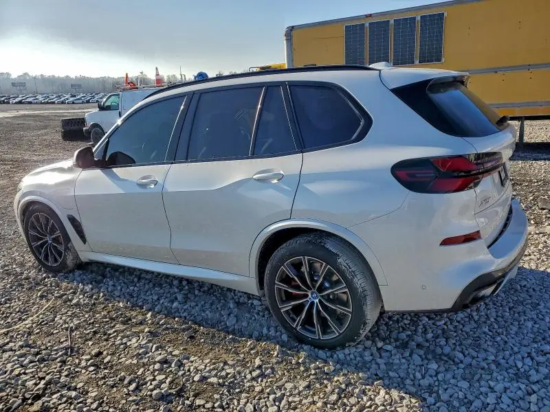 2025 BMW X5 XDRIVE50E  