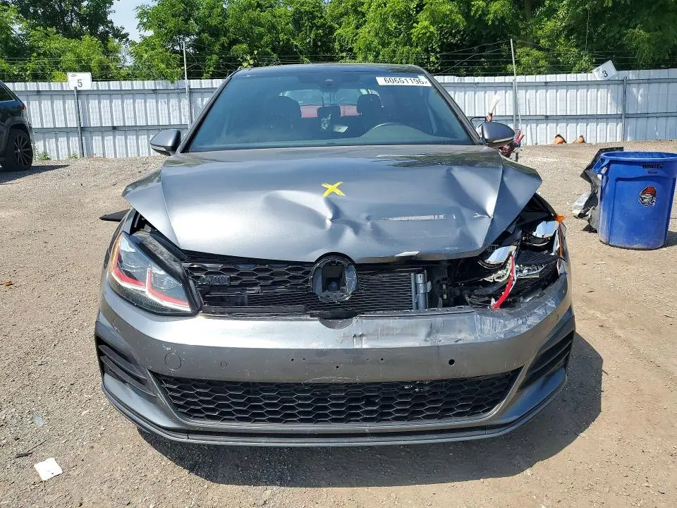 2018 VOLKSWAGEN GTI S/SE  