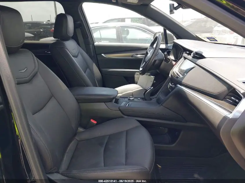 2024 CADILLAC XT6 FWD LUXURY