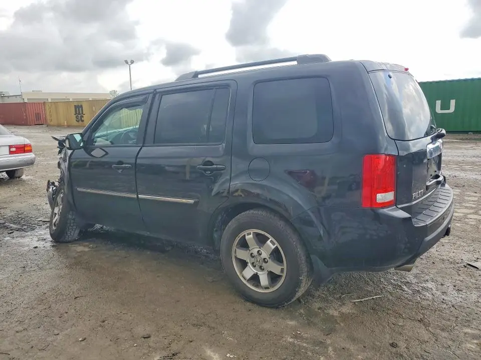 2011 HONDA PILOT TOURING  