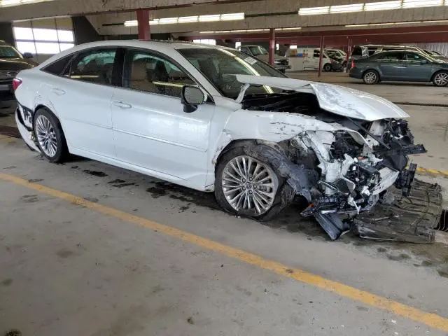 2019 TOYOTA AVALON XLE