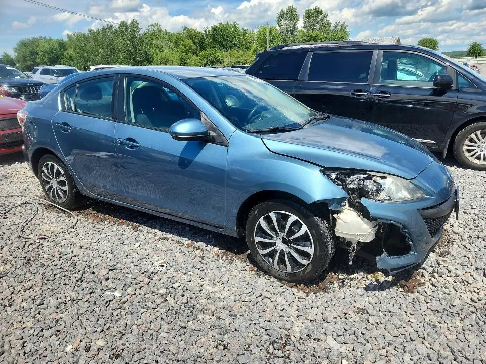2011 MAZDA 3 I  