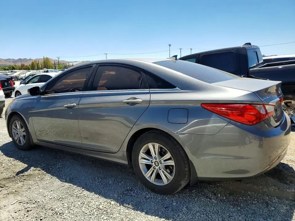 2012 HYUNDAI SONATA GLS  