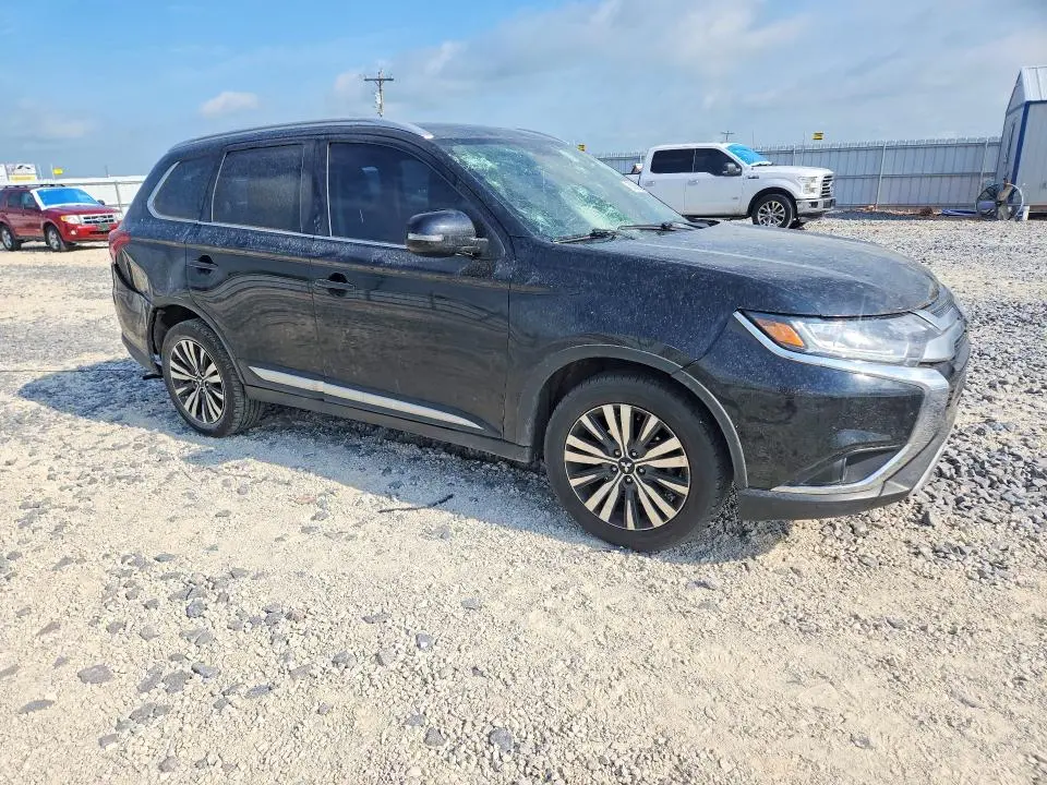 2019 MITSUBISHI OUTLANDER SE  