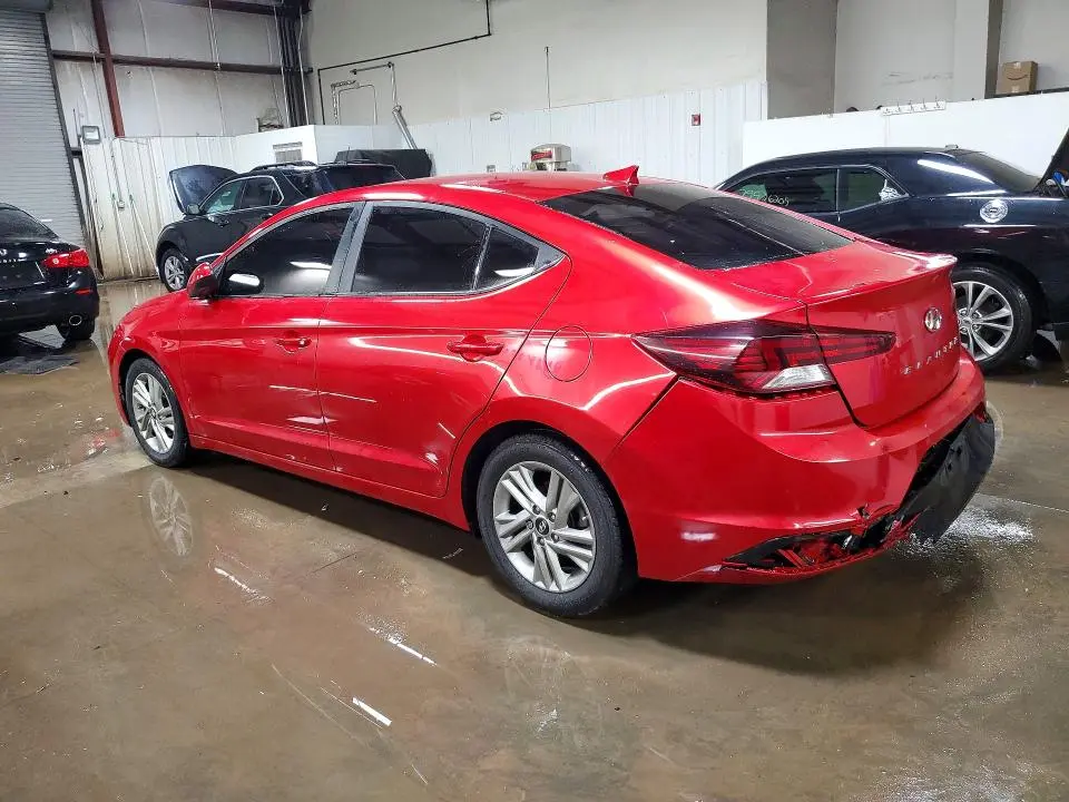 2020 HYUNDAI ELANTRA SEL  