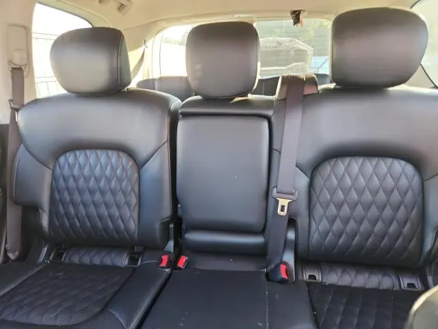 2020 INFINITI QX80 LUXE  