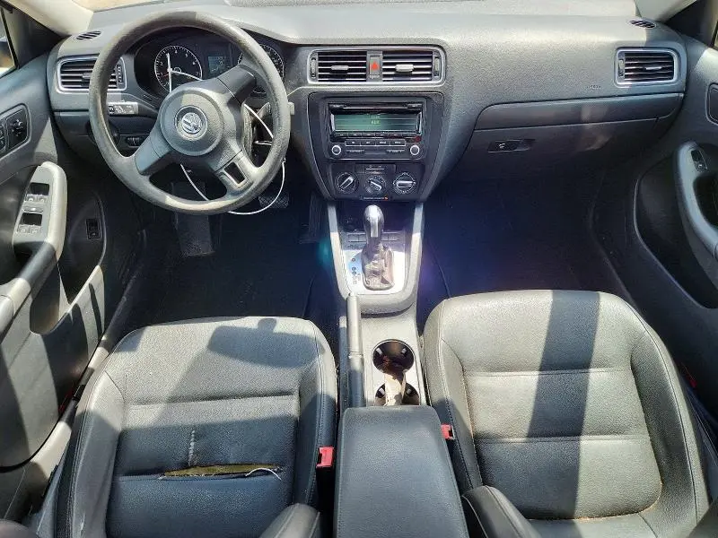 2012 VOLKSWAGEN JETTA SE  
