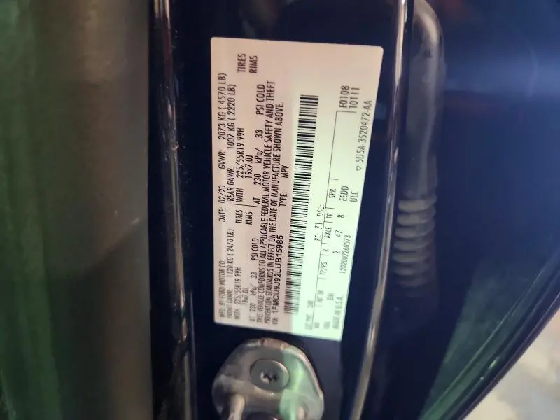 2020 FORD ESCAPE TITANIUM  