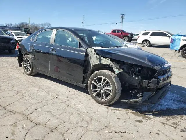 2023 KIA FORTE LX  
