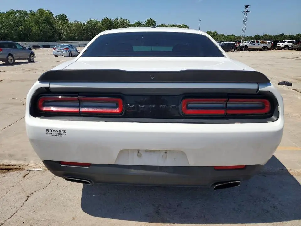 2020 DODGE CHALLENGER SXT  