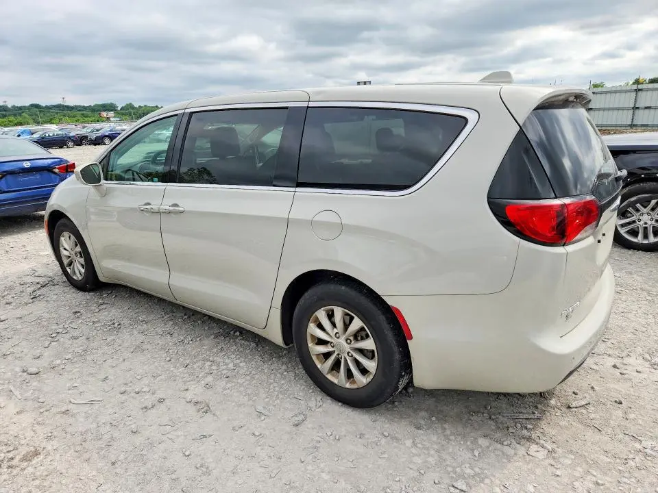 2020 CHRYSLER PACIFICA TOURING  