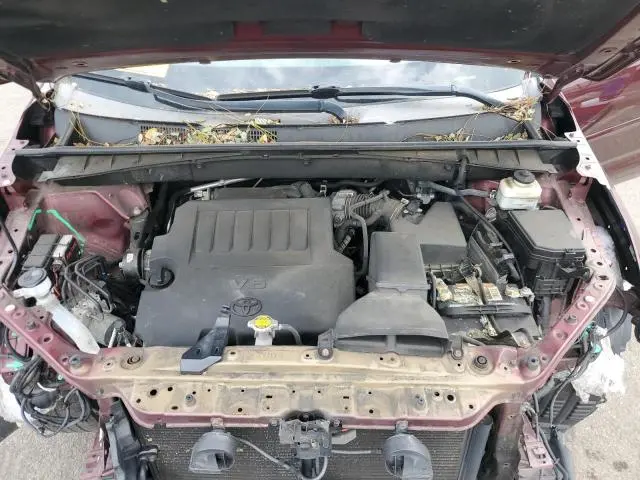 2015 TOYOTA HIGHLANDER LE  