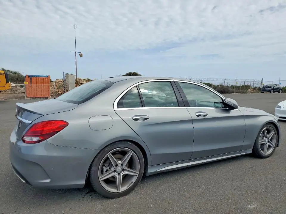 2016 MERCEDES-BENZ C 300  