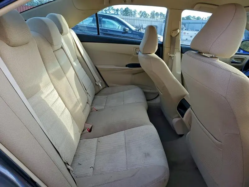 2015 TOYOTA CAMRY LE  