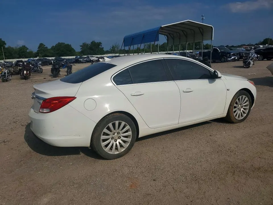 2011 BUICK REGAL CXL  