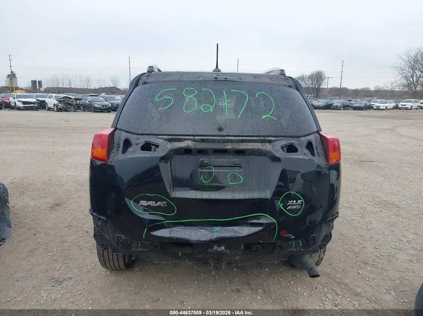 2015 TOYOTA RAV4 XLE