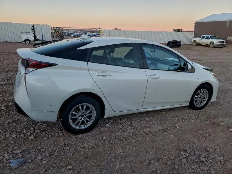 2016 TOYOTA PRIUS   