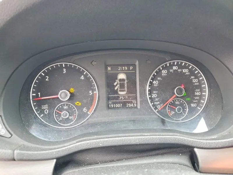 2015 VOLKSWAGEN PASSAT SE  