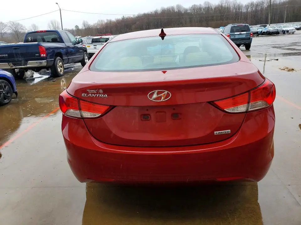 2013 HYUNDAI ELANTRA LIMITED  