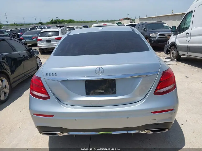2017 MERCEDES-BENZ E 300  