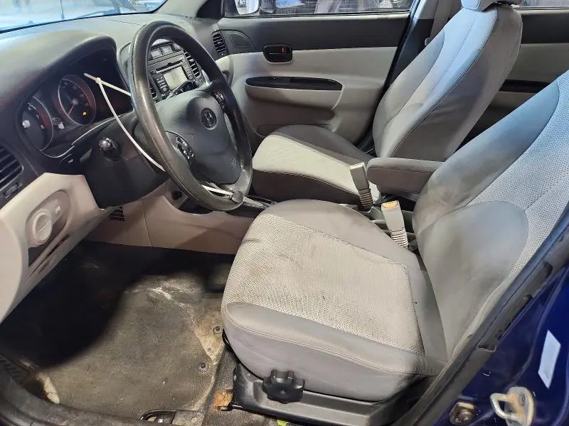 2010 HYUNDAI ACCENT GLS  