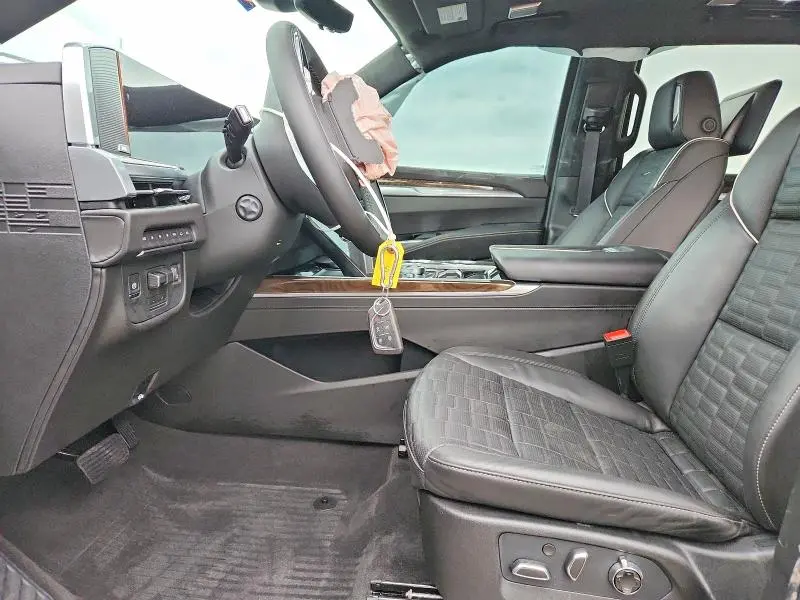 2026 CADILLAC ESCALADE ESV SPORT PLATINUM  