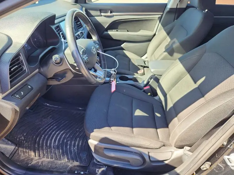 2020 HYUNDAI ELANTRA SEL  