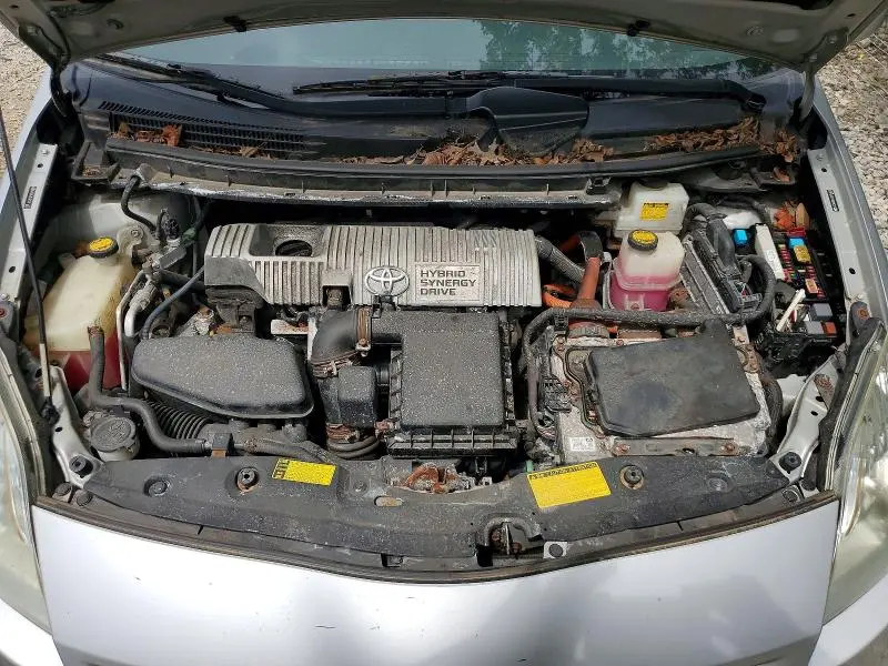 2010 TOYOTA PRIUS III  