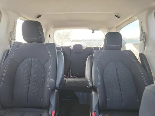 2020 CHRYSLER VOYAGER LX  